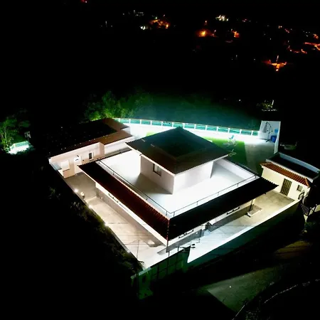 Skyview Duplex Con Vistas 360, Stevier