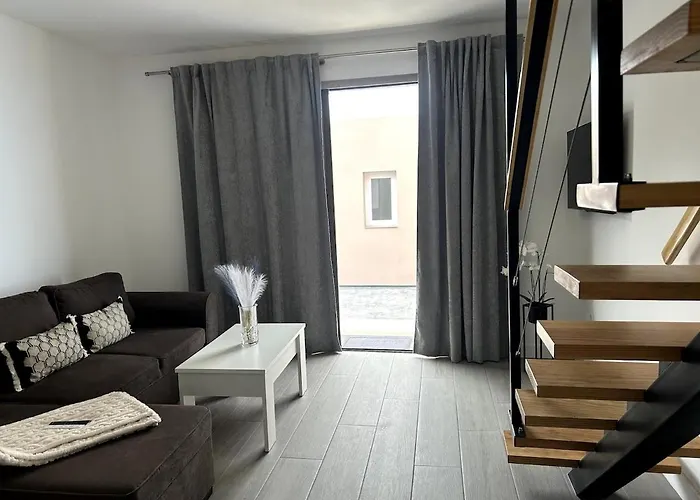 Skyview Duplex Con Vistas 360, Stevier *