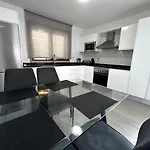 Skyview Duplex Con Vistas 360, Stevier شقة *